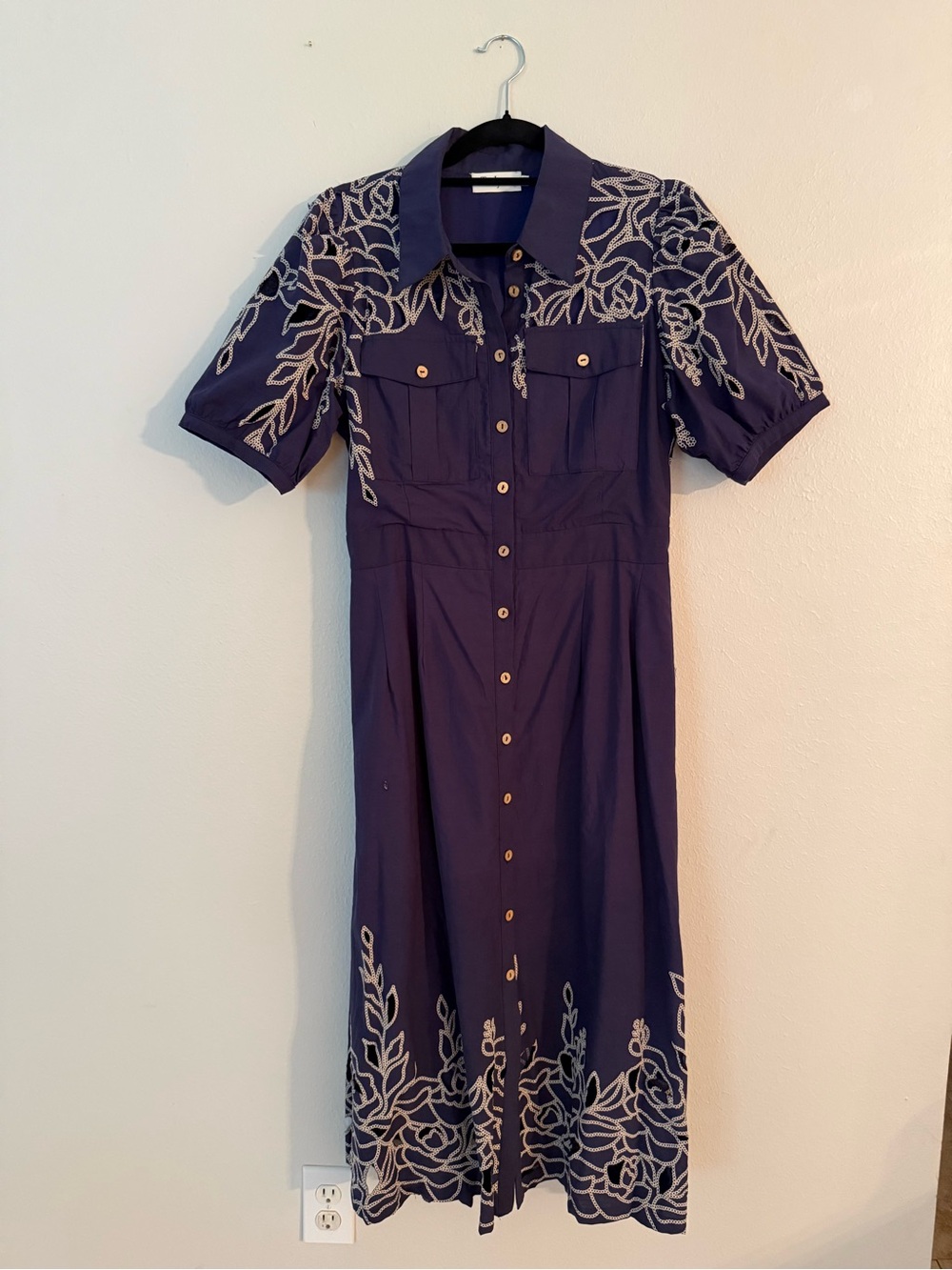 Navy Rose Laser-Cut Midi Shirt Dress • Taelynn Cutwork Chain Print M